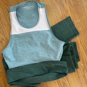 Outdoor Voices workout set includes crop top and bottoms!